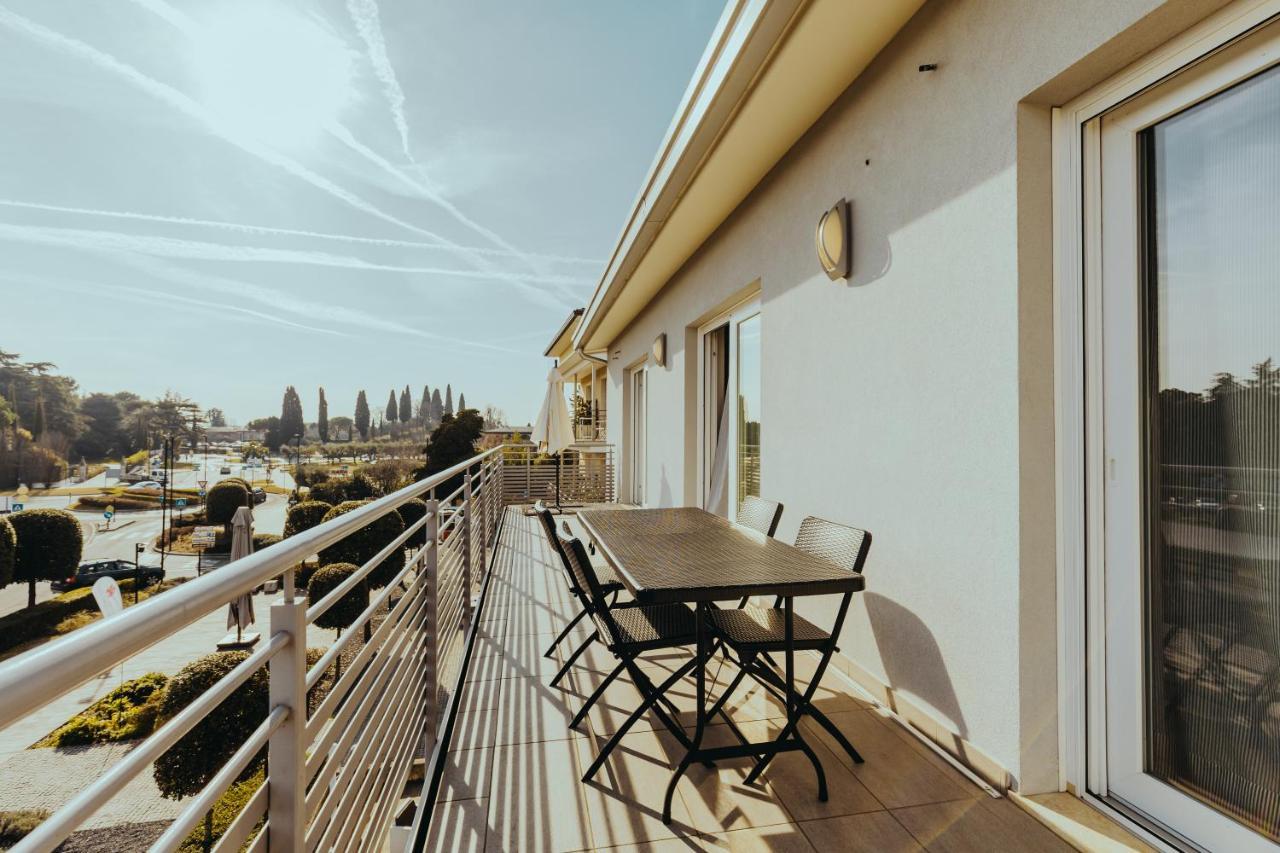 The Attico Διαμέρισμα Padenghe sul Garda Εξωτερικό φωτογραφία