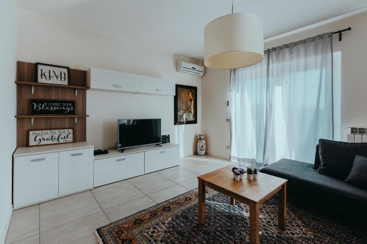 The Attico Διαμέρισμα Padenghe sul Garda Εξωτερικό φωτογραφία