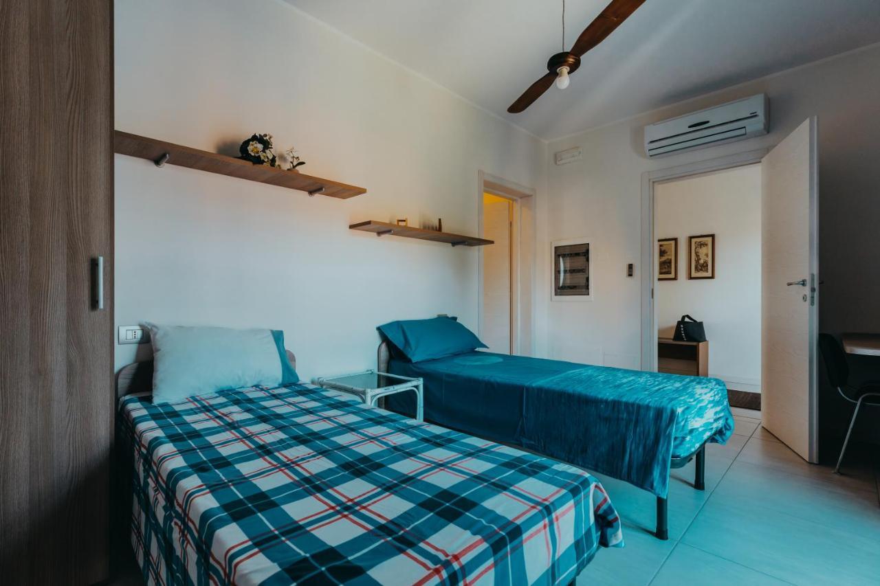 The Attico Διαμέρισμα Padenghe sul Garda Εξωτερικό φωτογραφία
