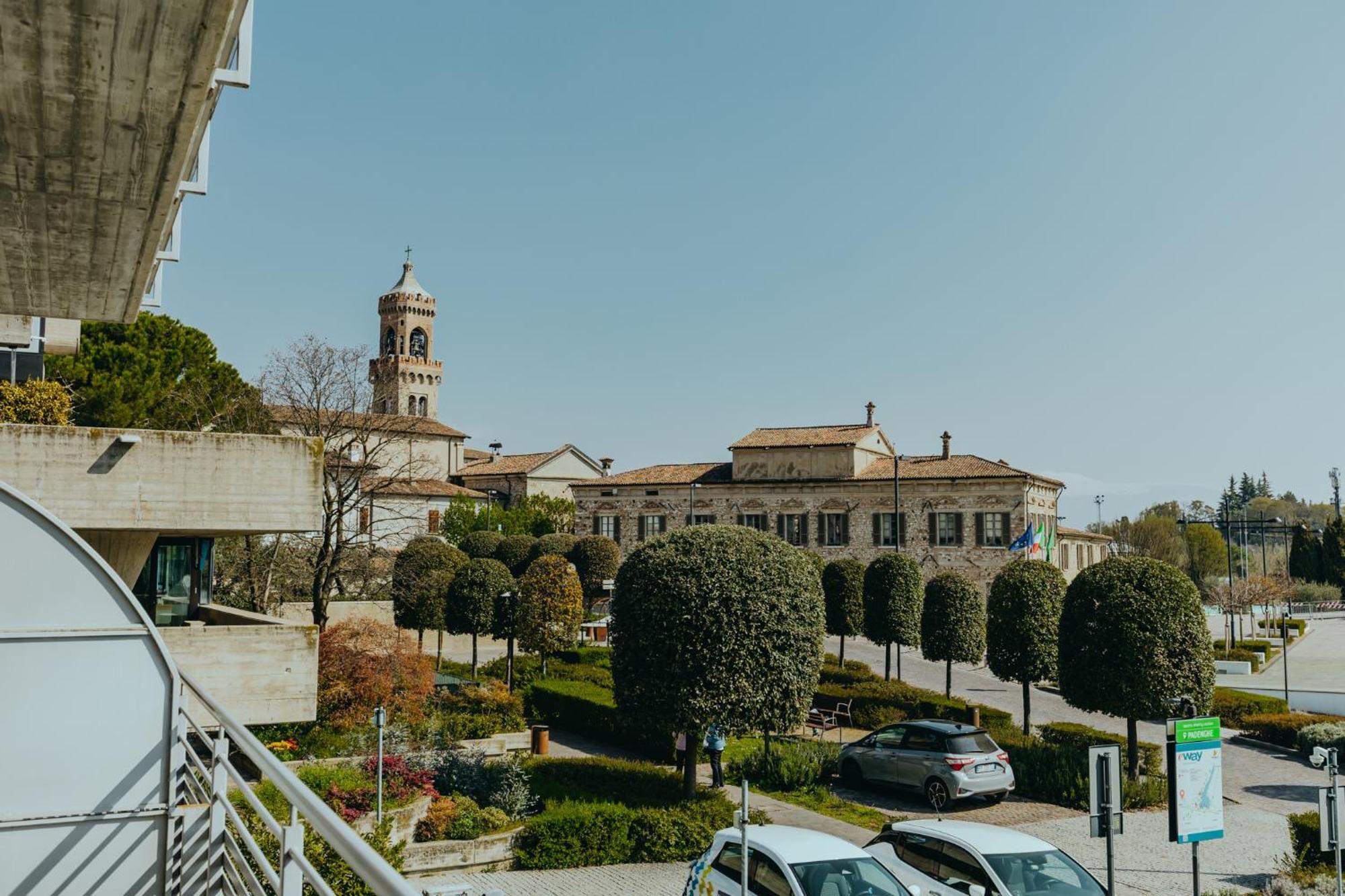 The Attico Διαμέρισμα Padenghe sul Garda Εξωτερικό φωτογραφία